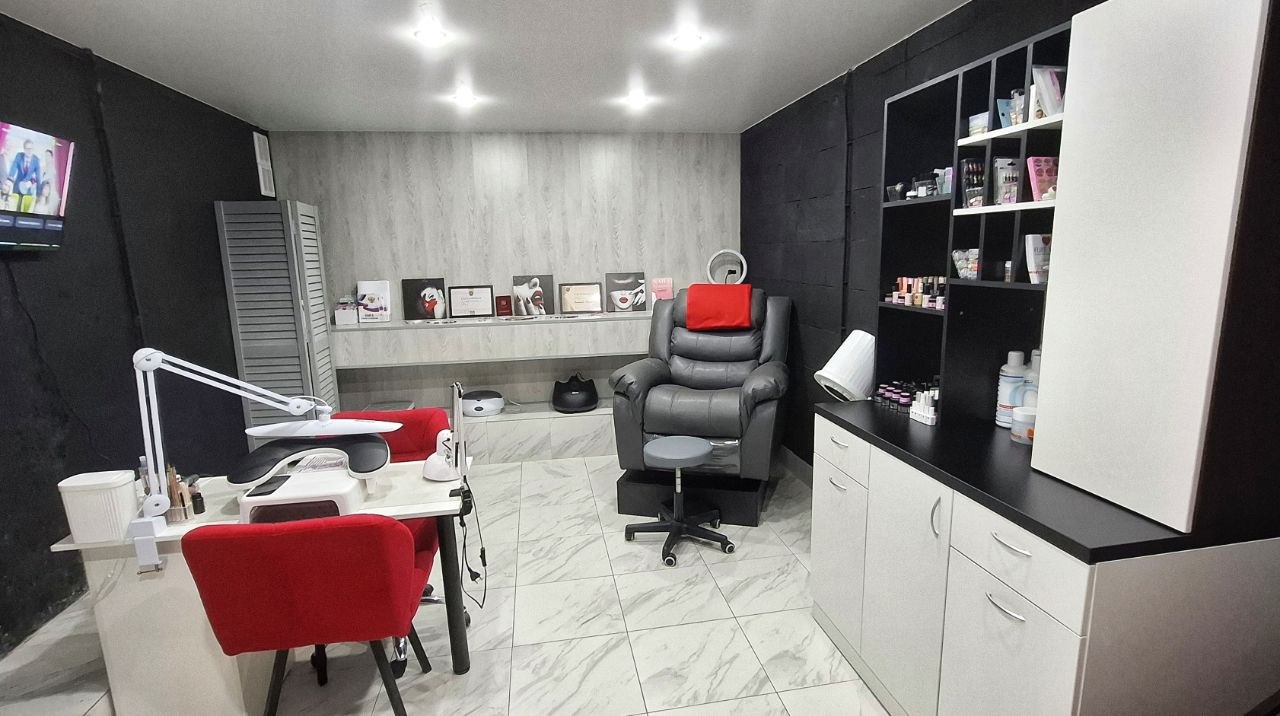 Интерьер студии маникюра Flirt Nails в Ставрополе, фото 5