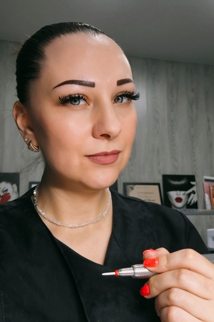 Светлана Линникова — основатель Flirt Nails, мастер маникюра и педикюра в Ставрополе